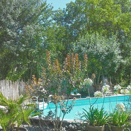 Le Moulin De Picaud Bed & Breakfast Grans Bagian luar foto
