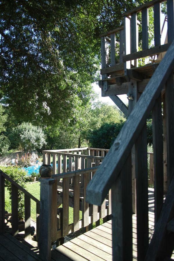 Le Moulin De Picaud Bed & Breakfast Grans Bagian luar foto