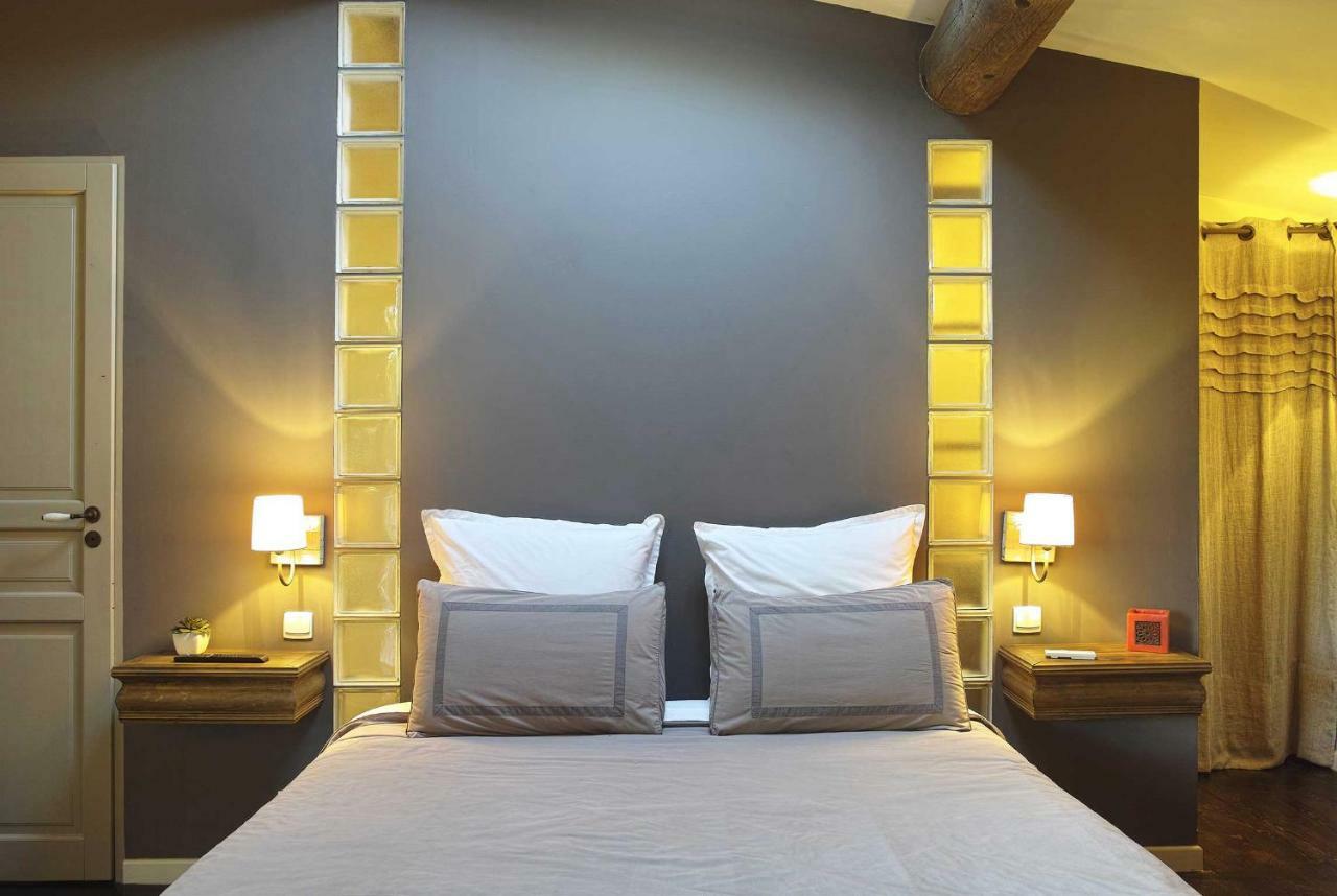 Le Moulin De Picaud Bed & Breakfast Grans Bagian luar foto